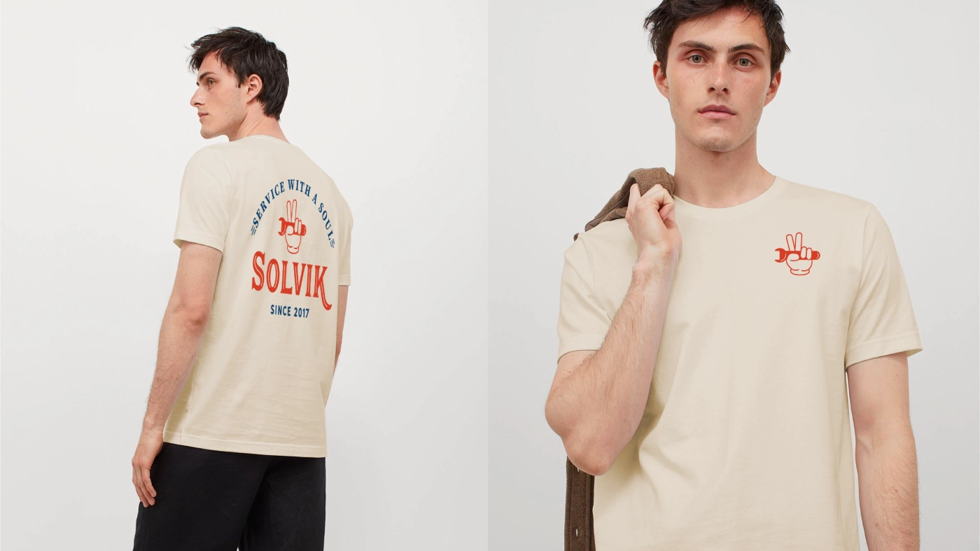 Футболка с фирменной символикой Solvik